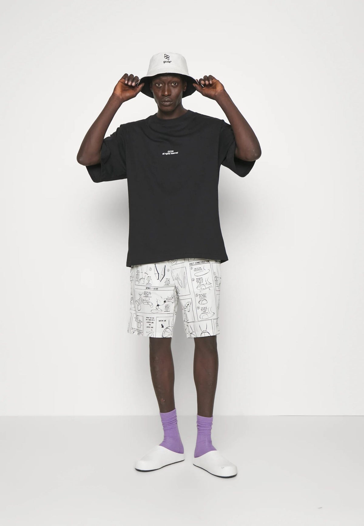 GCDS COLLEGE EMBROIDERED OVERSIZED T-SHIRT