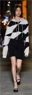 PRIVATE POLICY BLACK AND WHITE PXL CHECKER PIECING CROP JACKET