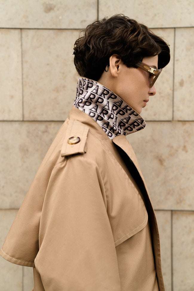 Arapkhanovi Logomania trench coat beige
