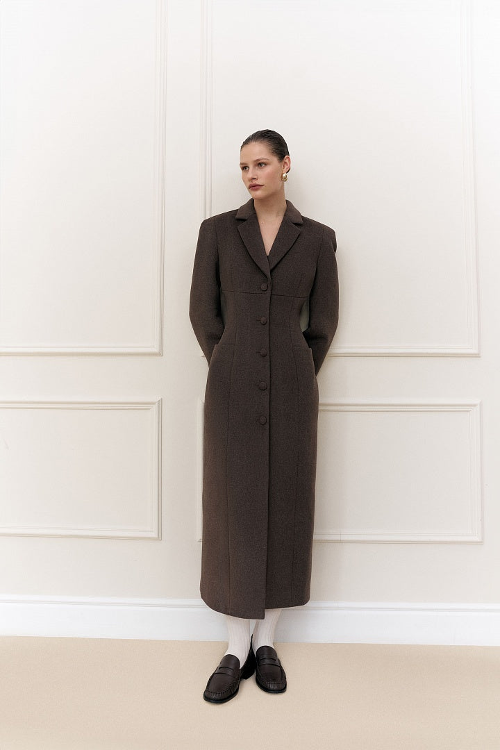 Arapkhanova Square shoulder fitted coat brown