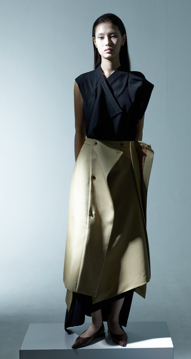 Decon Wrap Skirt Beige
