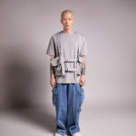GREY MESH POCKETS HARNESS T-SHIRT