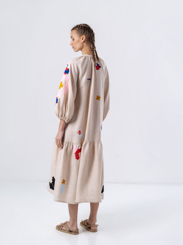 Etnodim Light linen dress with applique Eva - Image 7