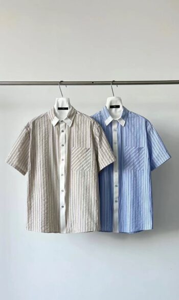 Blue and white striped short-sleeve shirt