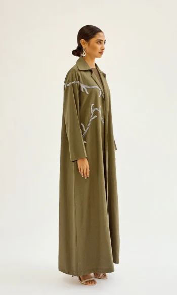OUTWEAR 24